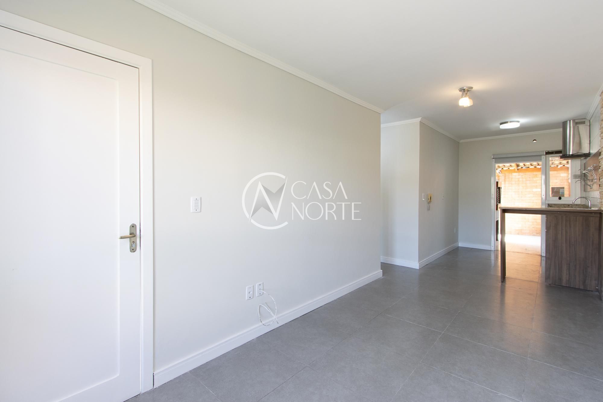 Casa de Condomínio à venda com 2 quartos, 52m², 2 vagas, Rua Embira no bairro Hípica em Porto Alegre