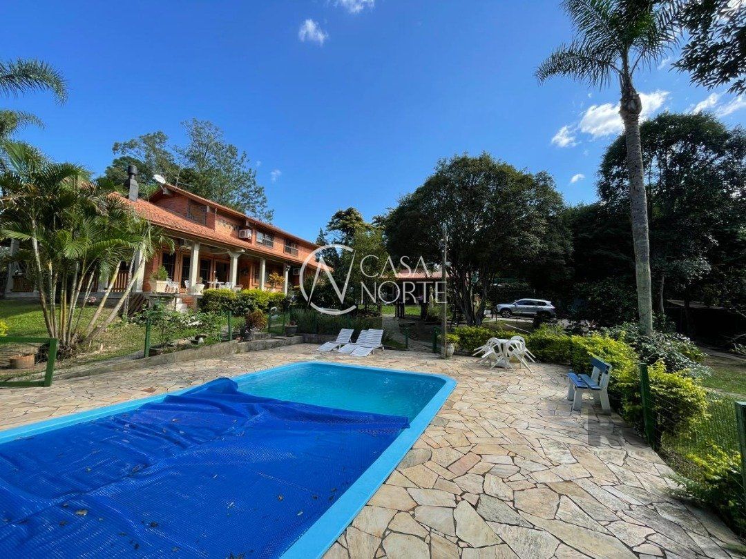 Sítio à venda com 3 quartos, 650m², 1 suíte, 4 vagas, Estrada Afonso Lourenço Mariante no bairro Lomba do Pinheiro em Porto Alegre