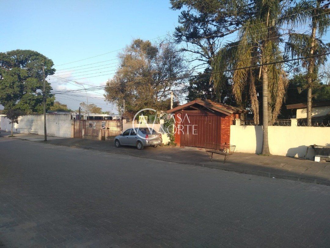 Casa à venda com 2 quartos, 240m², Rua Jorge Mello Guimaraes no bairro Belém Novo em Porto Alegre