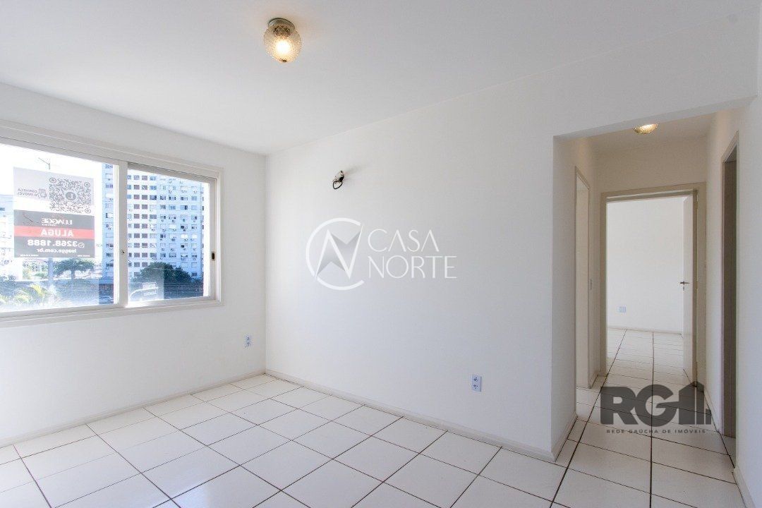 Apartamento à venda com 2 quartos, 59m², 1 vaga, Avenida Coronel Lucas de Oliveira no bairro Petrópolis em Porto Alegre
