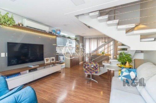 Casa de Condomínio à venda com 3 quartos, 195m², 1 suíte, 2 vagas, Rua Intendente Alfredo Azevedo no bairro Glória em Porto Alegre