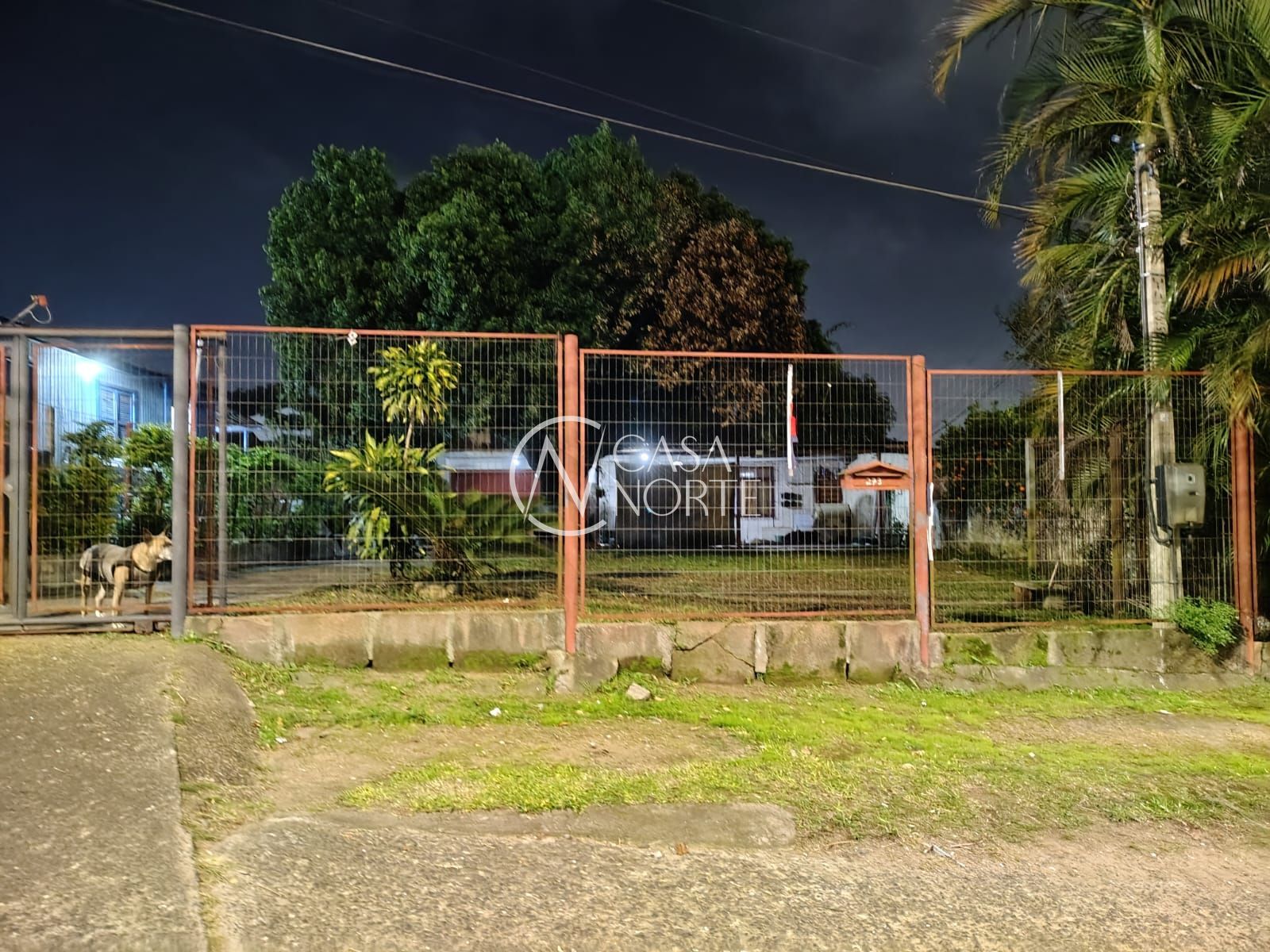 Terreno à venda  com 426m², Avenida Manoel Elias no bairro Jardim Leopoldina em Porto Alegre