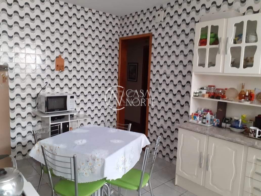 Casa à venda com 4 quartos, 130m², Rua Doutor Lucidoro Brito no bairro Santa Tereza em Porto Alegre