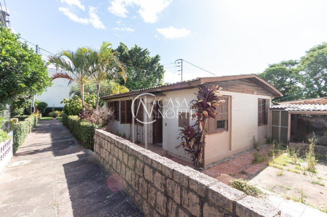 Casa de Condomínio à venda com 3 quartos, 73m², 1 suíte, 1 vaga, Rua Butuí no bairro Cristal em Porto Alegre