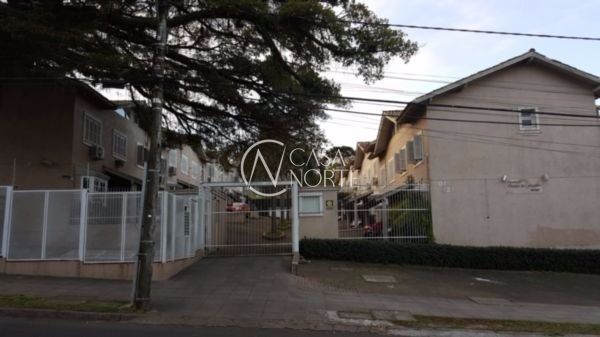 Casa de Condomínio à venda com 3 quartos, 108m², 1 suíte, 2 vagas, Rua Banco Ingles no bairro Santa Tereza em Porto Alegre