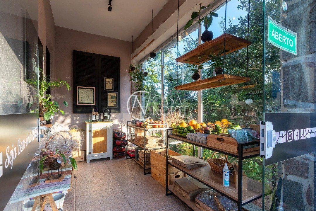 Casa à venda com 3 quartos, 200m², 1 suíte, 2 vagas, Rua Caete no bairro Vila Assunção em Porto Alegre