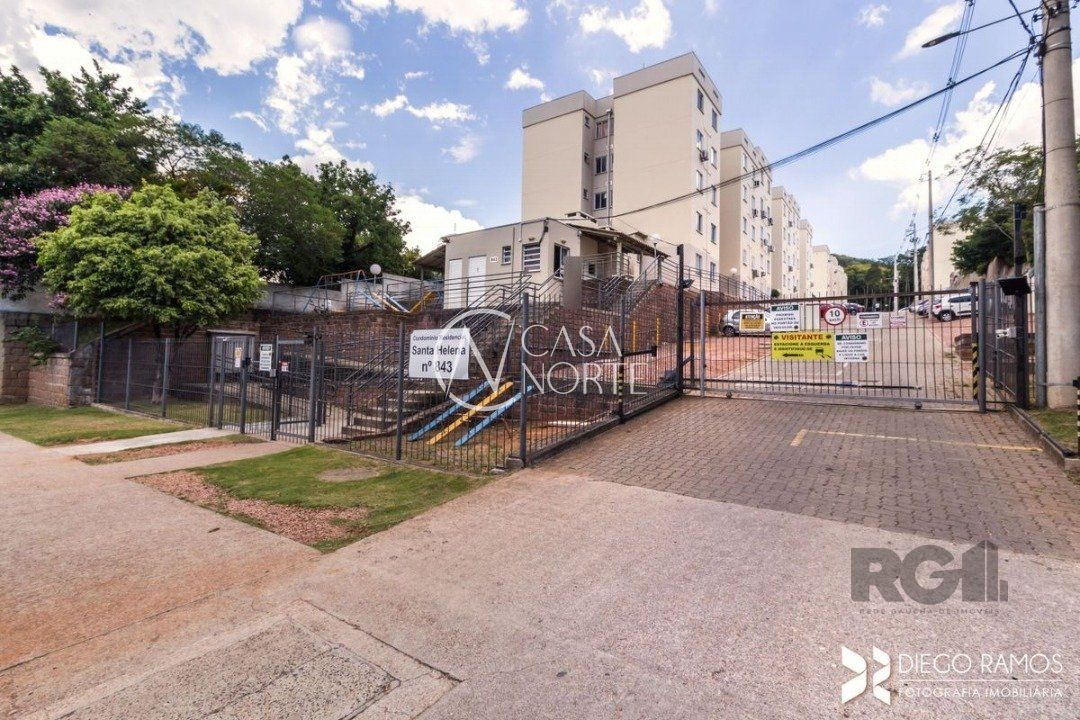 Apartamento à venda com 2 quartos, 42m², 1 vaga, Rua Intendente Alfredo Azevedo no bairro Glória em Porto Alegre