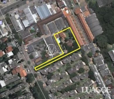 Casa à venda com 4 quartos, 200m², Travessa Escobar no bairro Camaquã em Porto Alegre