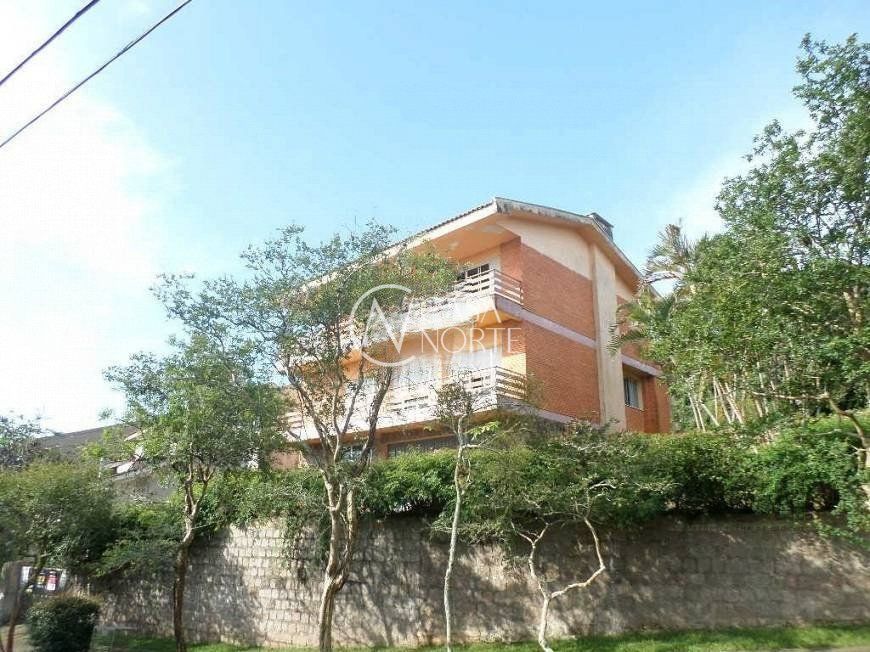 Casa à venda com 4 quartos, 400m², 1 suíte, 5 vagas, Rua Caeté no bairro Vila Assunção em Porto Alegre