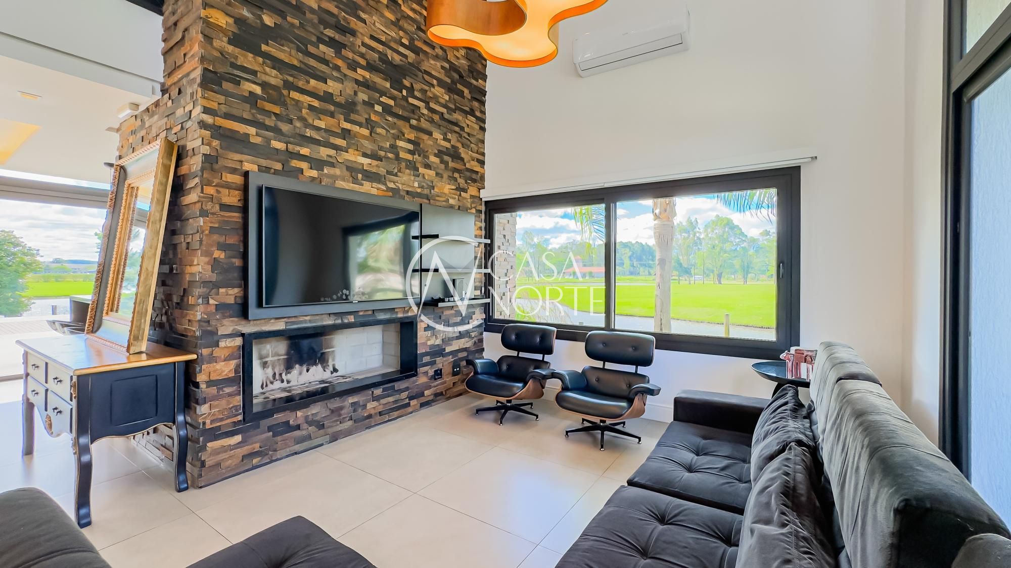 Casa de Condomínio à venda com 4 quartos, 385m², 4 suítes, 3 vagas, Avenida Juca Batista no bairro Terraville em Porto Alegre