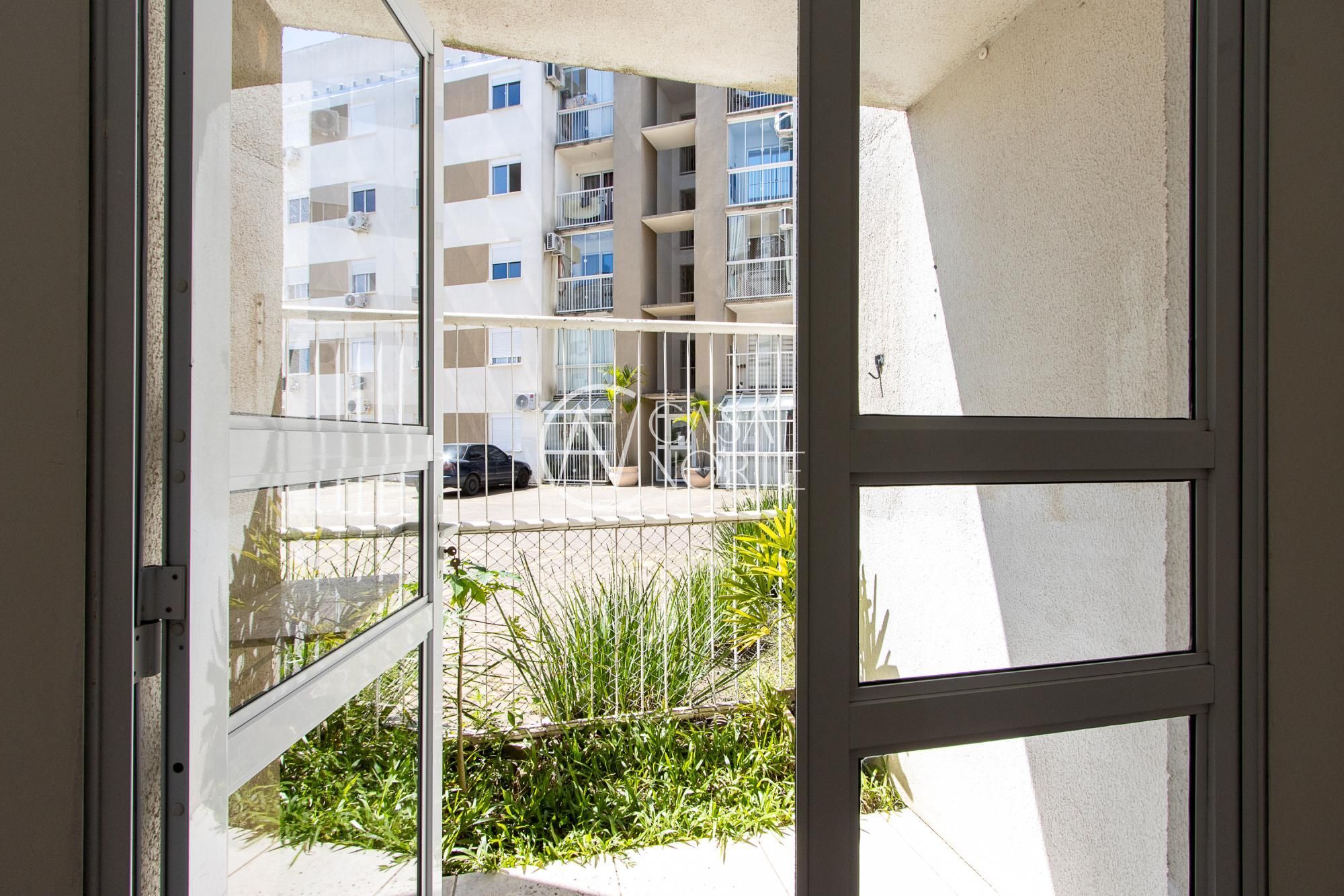 Apartamento à venda com 2 quartos, 53m², 1 vaga, Rua Joaquim de Carvalho no bairro Vila Nova em Porto Alegre