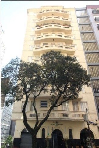 Apartamento à venda com 1 quarto, 34m², Rua Duque de Caxias no bairro Centro Histórico em Porto Alegre