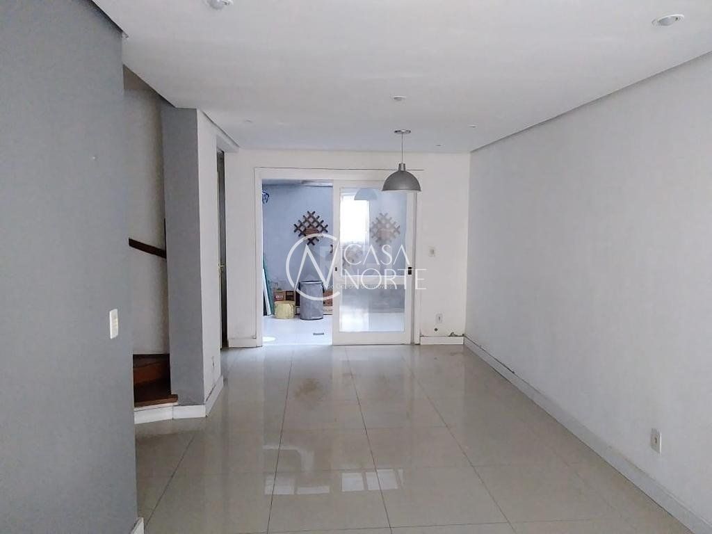 Casa de Condomínio à venda com 3 quartos, 108m², 1 suíte, 2 vagas, Rua Banco Ingles no bairro Santa Tereza em Porto Alegre