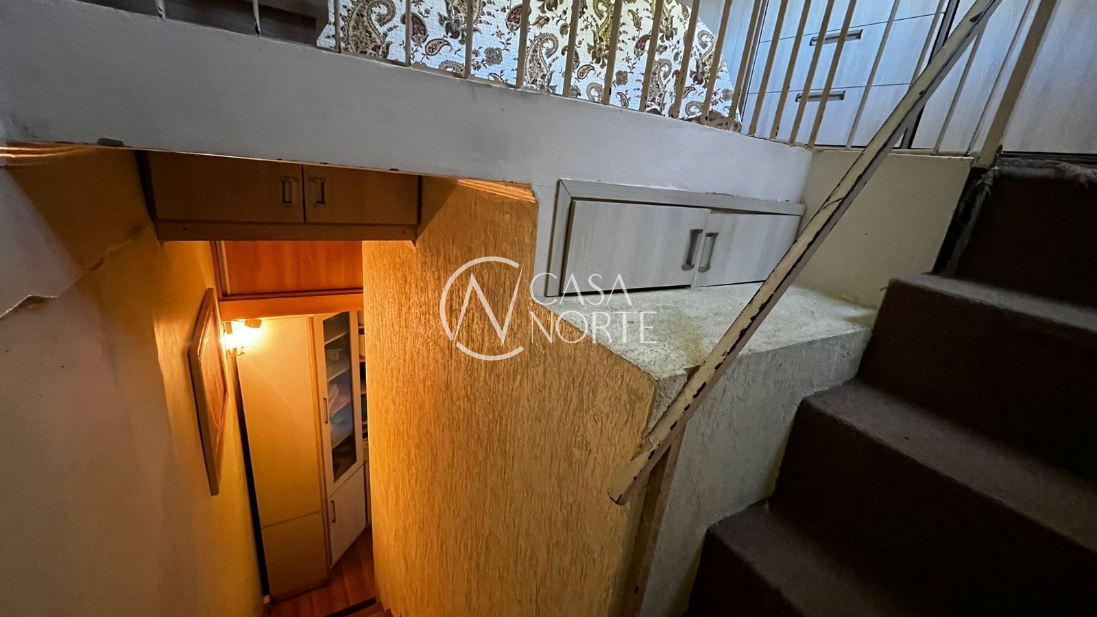 Casa de Condomínio à venda com 3 quartos, 55m², 1 vaga, Rua Mura no bairro Guarujá em Porto Alegre