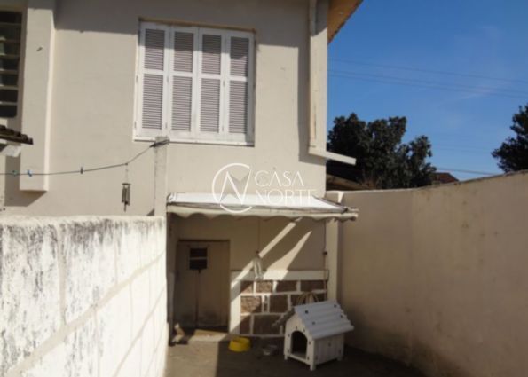 Casa à venda com 3 quartos, 160m², Avenida São Borja no bairro Nonoai em Porto Alegre