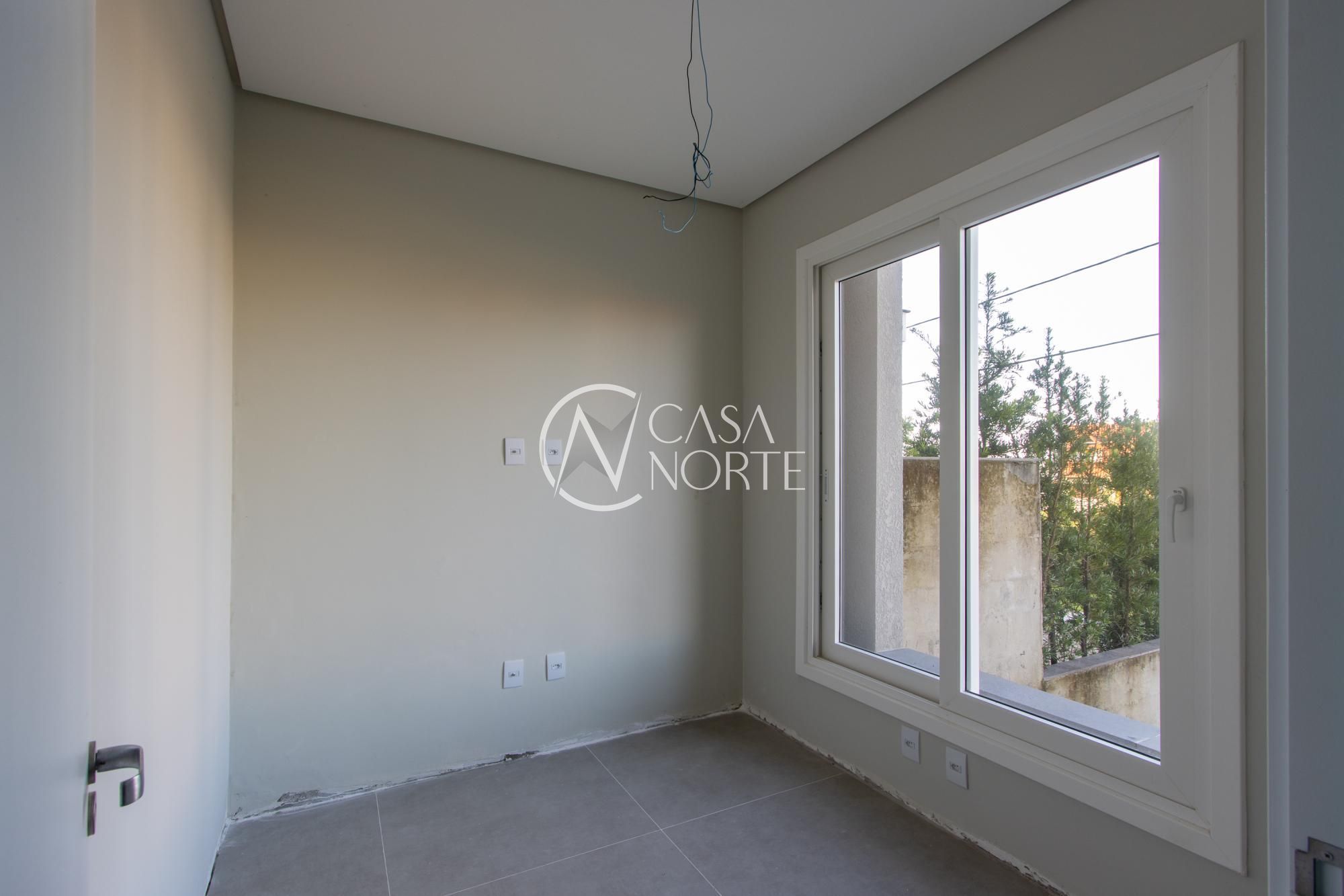 Casa de Condomínio à venda com 3 quartos, 194m², 3 suítes, 4 vagas, Rua Ivo Walter Kern no bairro Hípica em Porto Alegre