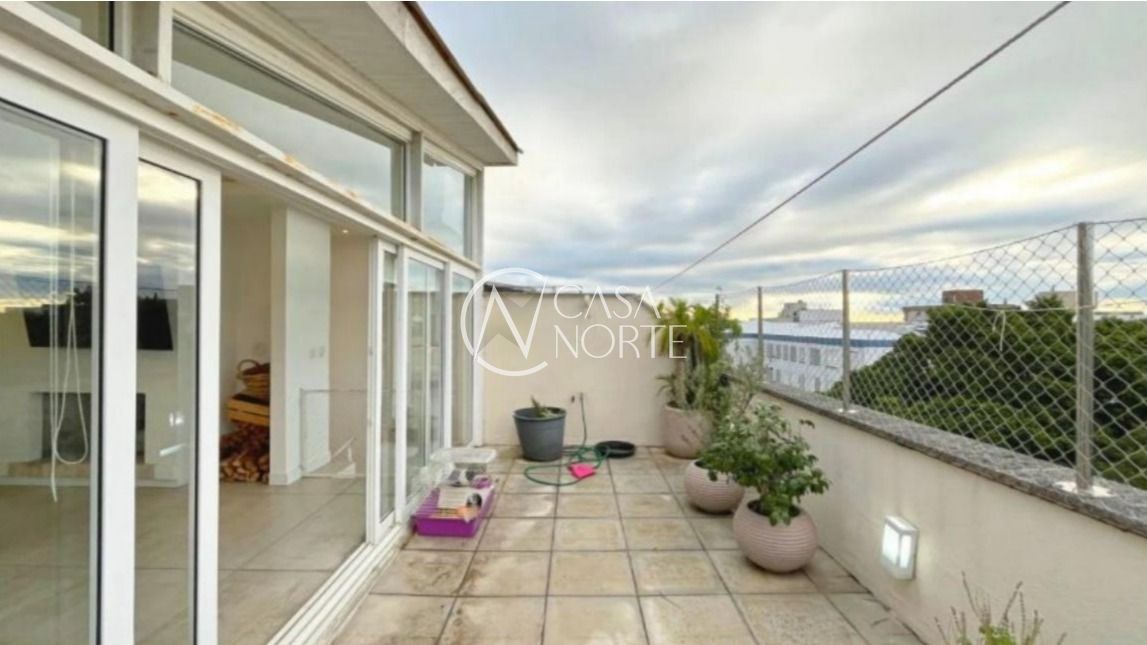 Cobertura à venda com 2 quartos, 150m², 1 vaga, Rua Doutor Mário Totta no bairro Tristeza em Porto Alegre