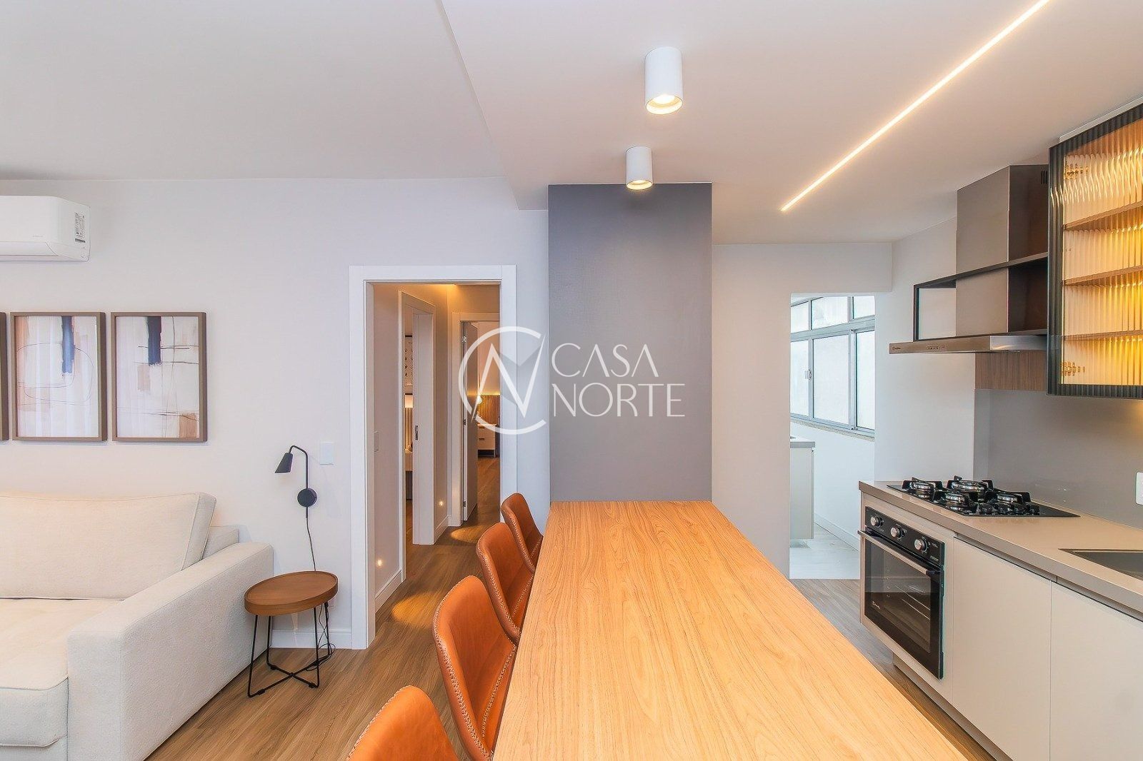 Apartamento à venda com 2 quartos, 100m², 1 suíte, Avenida João Wallig no bairro Passo da Areia em Porto Alegre