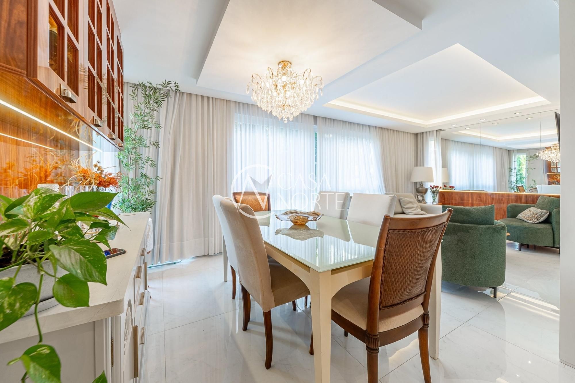 Apartamento à venda com 3 quartos, 112m², 3 suítes, 2 vagas, Avenida Iguassu no bairro Petrópolis em Porto Alegre
