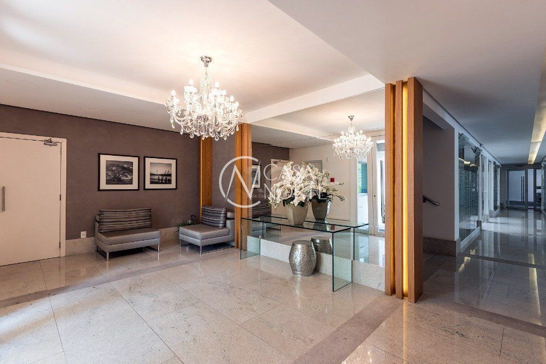 Cobertura à venda com 3 quartos, 319m², 3 suítes, 4 vagas, Avenida Cai no bairro Cristal em Porto Alegre