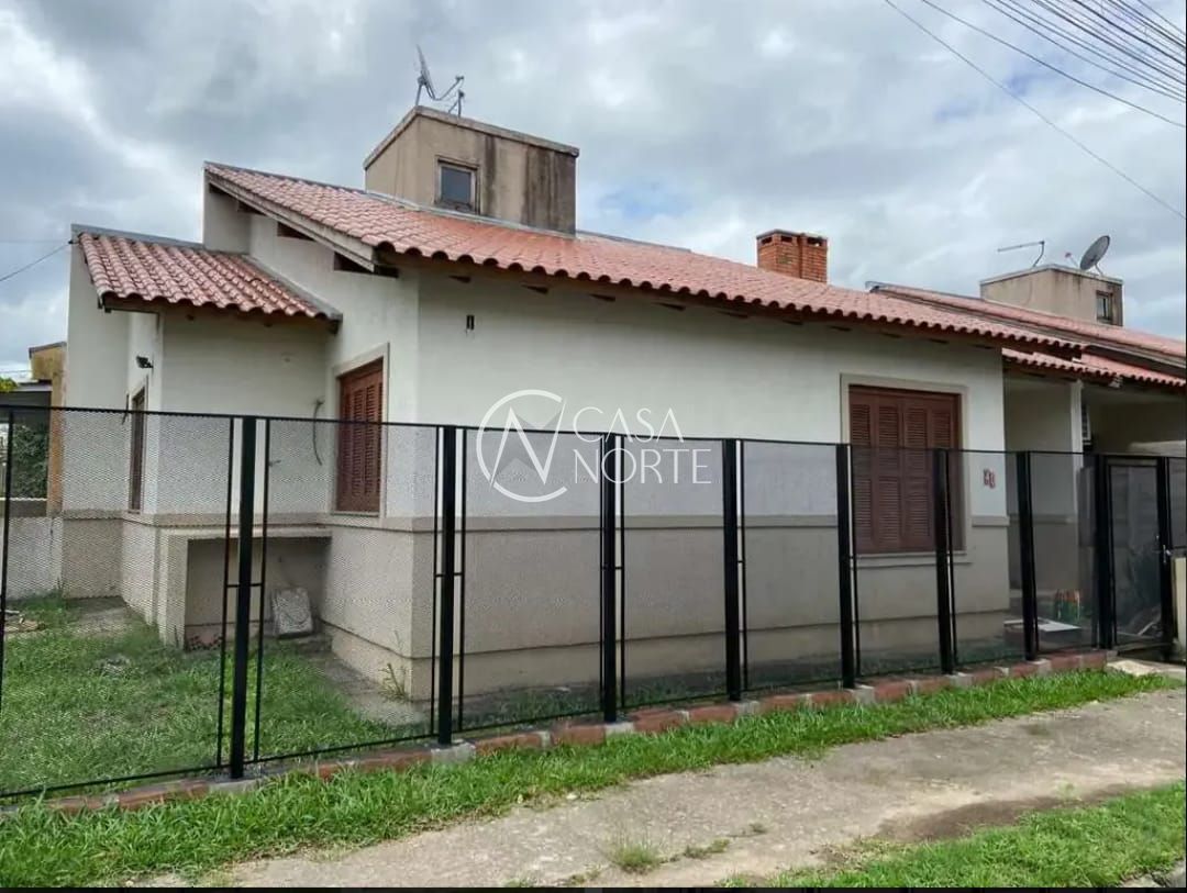Casa de Condomínio à venda com 2 quartos, 79m², 3 vagas, Rua Geraldo Tollens Linck no bairro Hípica em Porto Alegre