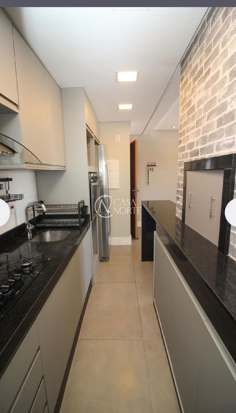 Apartamento à venda com 3 quartos, 76m², 1 suíte, 2 vagas, Travessa Escobar no bairro Camaquã em Porto Alegre