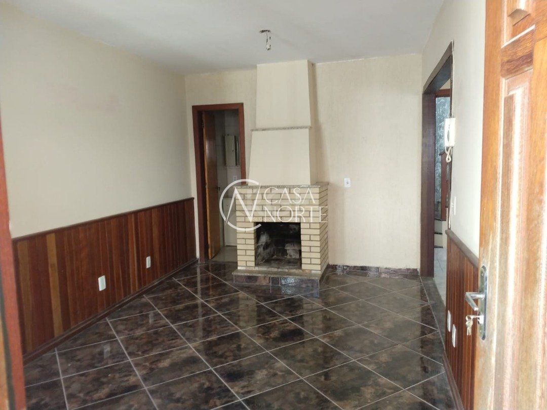 Casa à venda com 3 quartos, 123m², 1 suíte, 2 vagas, Rua João Costi no bairro Hípica em Porto Alegre