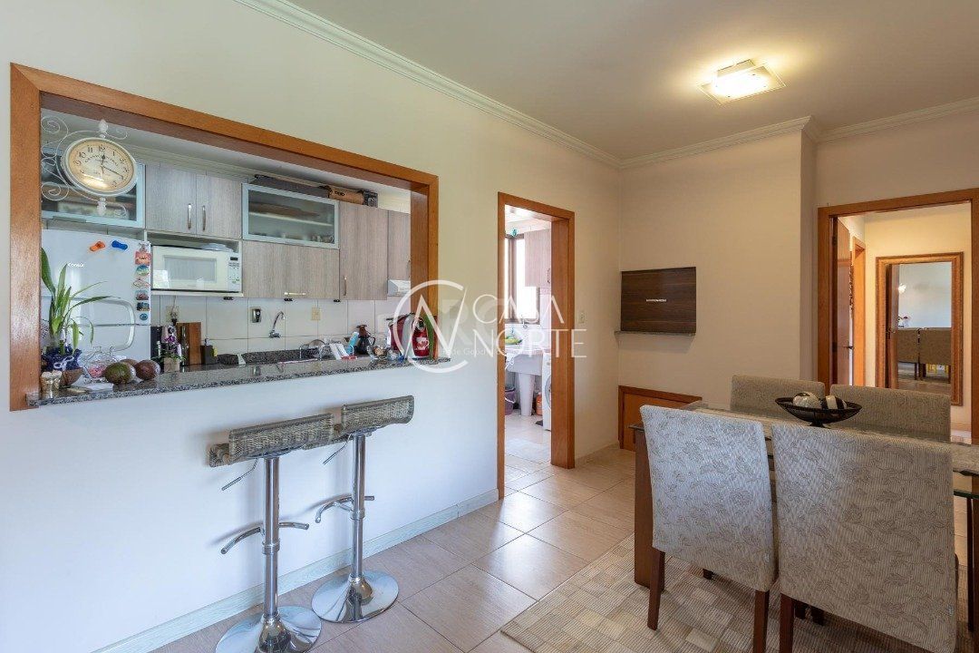 Apartamento à venda com 3 quartos, 82m², 1 suíte, 1 vaga, Rua Cangussu no bairro Nonoai em Porto Alegre