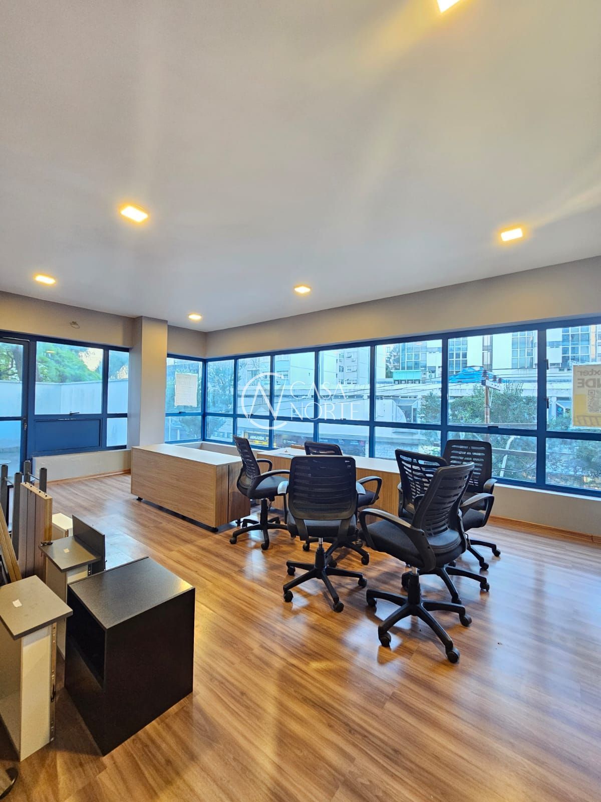 Conjunto Comercial à venda com 1 quarto, 89m², 1 vaga, Rua Mostardeiro no bairro Rio Branco em Porto Alegre