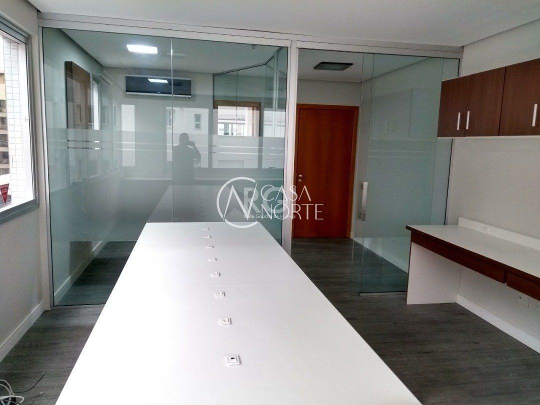 Sala Comercial à venda , 39m², 1 vaga, Rua Regente no bairro Petrópolis em Porto Alegre
