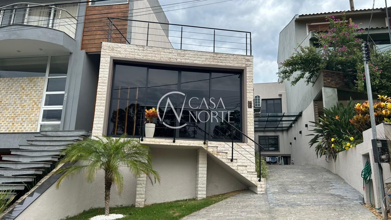 Casa de Condomínio à venda com 3 quartos, 268m², 3 suítes, 2 vagas, Avenida Juca Batista no bairro Hípica em Porto Alegre