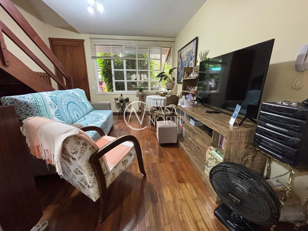 Casa de Condomínio à venda com 2 quartos, 80m², 1 vaga, Rua Doutor Armando Barbedo no bairro Tristeza em Porto Alegre