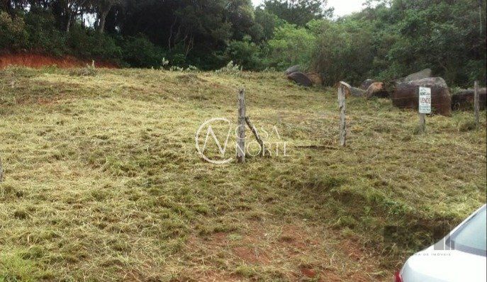 Terreno à venda  com 800m², Estrada Jacques da Rosa no bairro Lageado em Porto Alegre