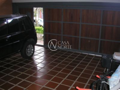 Casa à venda com 3 quartos, 422m², 1 suíte, Rua General Tadeusz Kosciuszko no bairro Ipanema em Porto Alegre