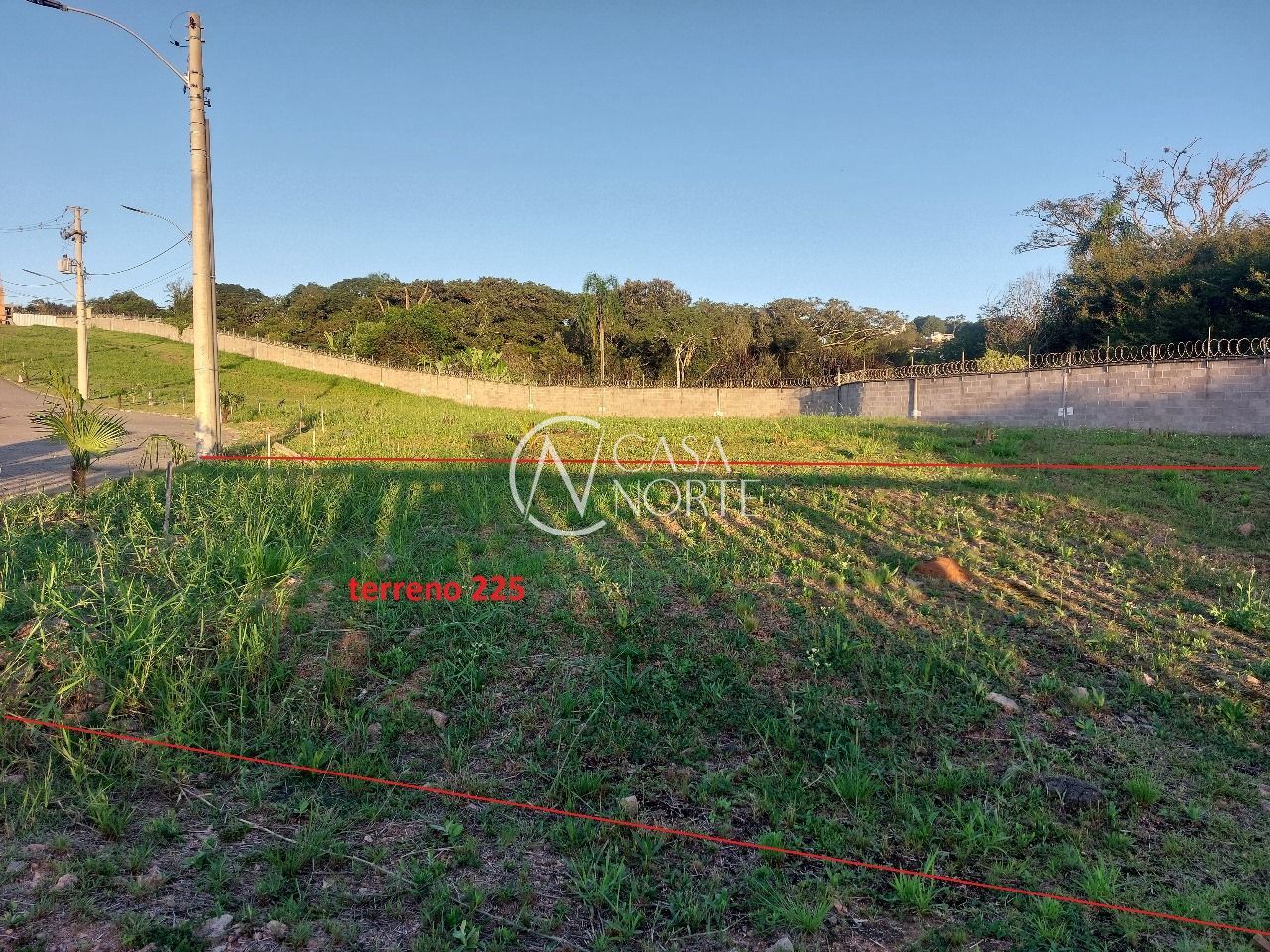 Terreno à venda  com 141m², Talita da Cunha Chaves no bairro Lomba do Pinheiro em Porto Alegre