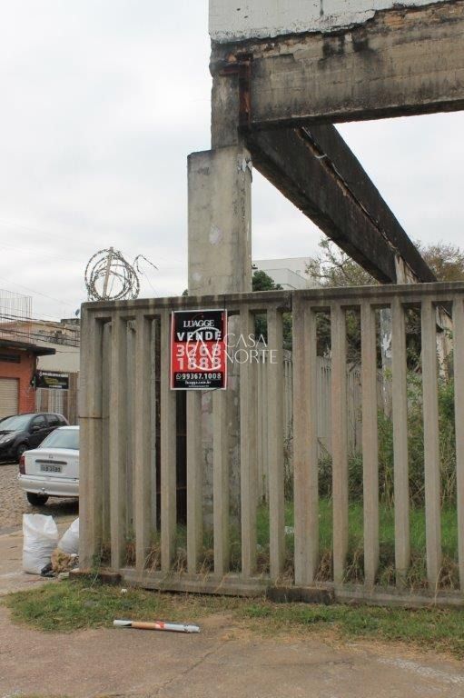 Terreno à venda  com 680m², Avenida Icaraí no bairro Cristal em Porto Alegre