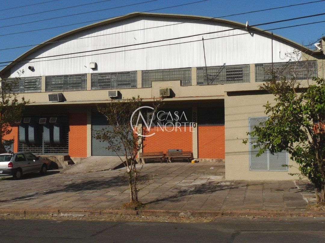 Pavilhão à venda , 5686m², Rua Engenheiro Ubatuba de Faria no bairro Sarandi em Porto Alegre