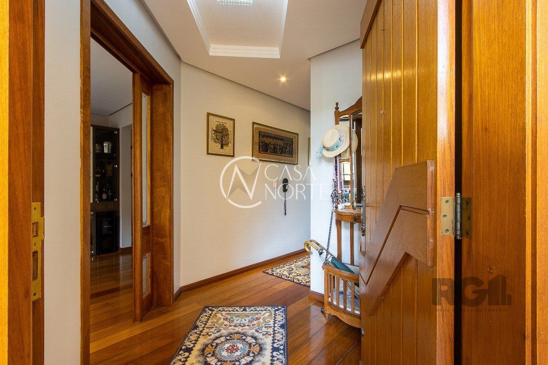 Casa de Condomínio à venda com 3 quartos, 200m², 1 suíte, 3 vagas, Rua Landel de Moura no bairro Tristeza em Porto Alegre