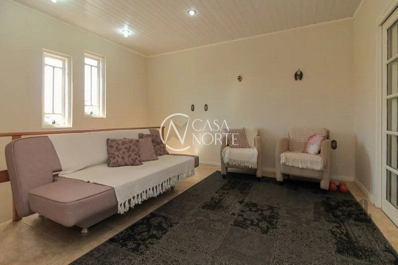 Casa à venda com 3 quartos, 312m², Rua Monte Arraes no bairro Nonoai em Porto Alegre