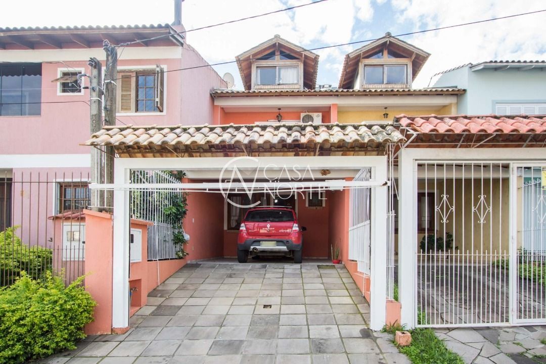 Casa à venda com 3 quartos, 123m², 1 suíte, 2 vagas, Rua James Bocacio no bairro Hípica em Porto Alegre