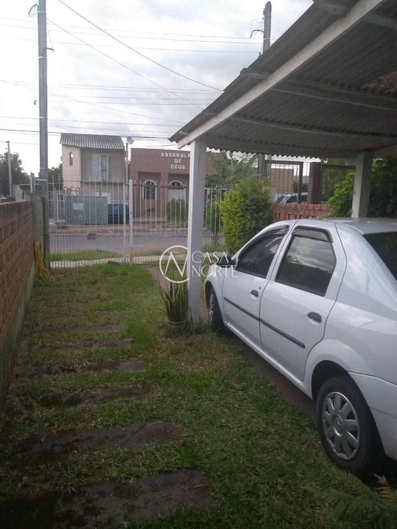 Casa de Condomínio à venda com 2 quartos, 60m², 1 vaga, Avenida Romeu Samarani Ferreira no bairro Vila Nova em Porto Alegre