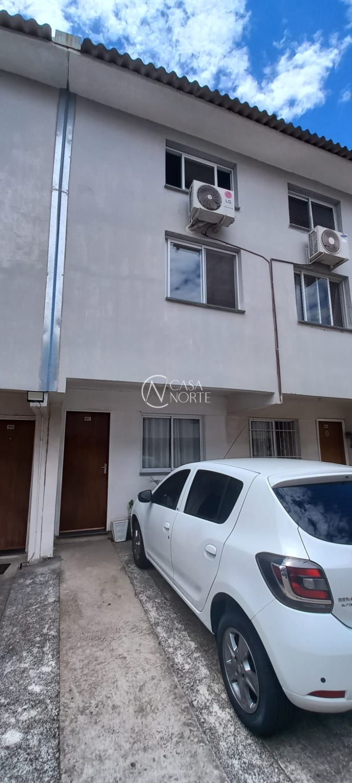 Casa de Condomínio à venda com 3 quartos, 52m², 1 vaga, Rua Dorival Castilhos Machado no bairro Aberta dos Morros em Porto Alegre