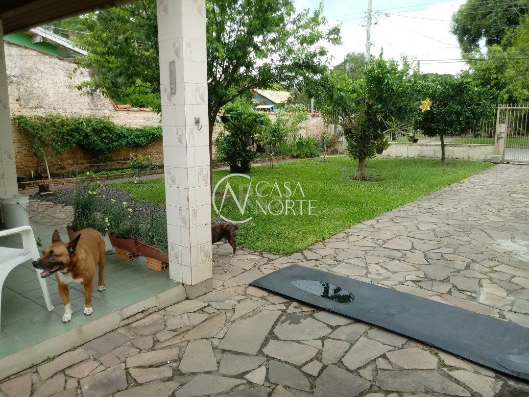 Casa à venda com 3 quartos, 183m², 1 suíte, 3 vagas, Rua Euclides Goulart no bairro Belém Novo em Porto Alegre