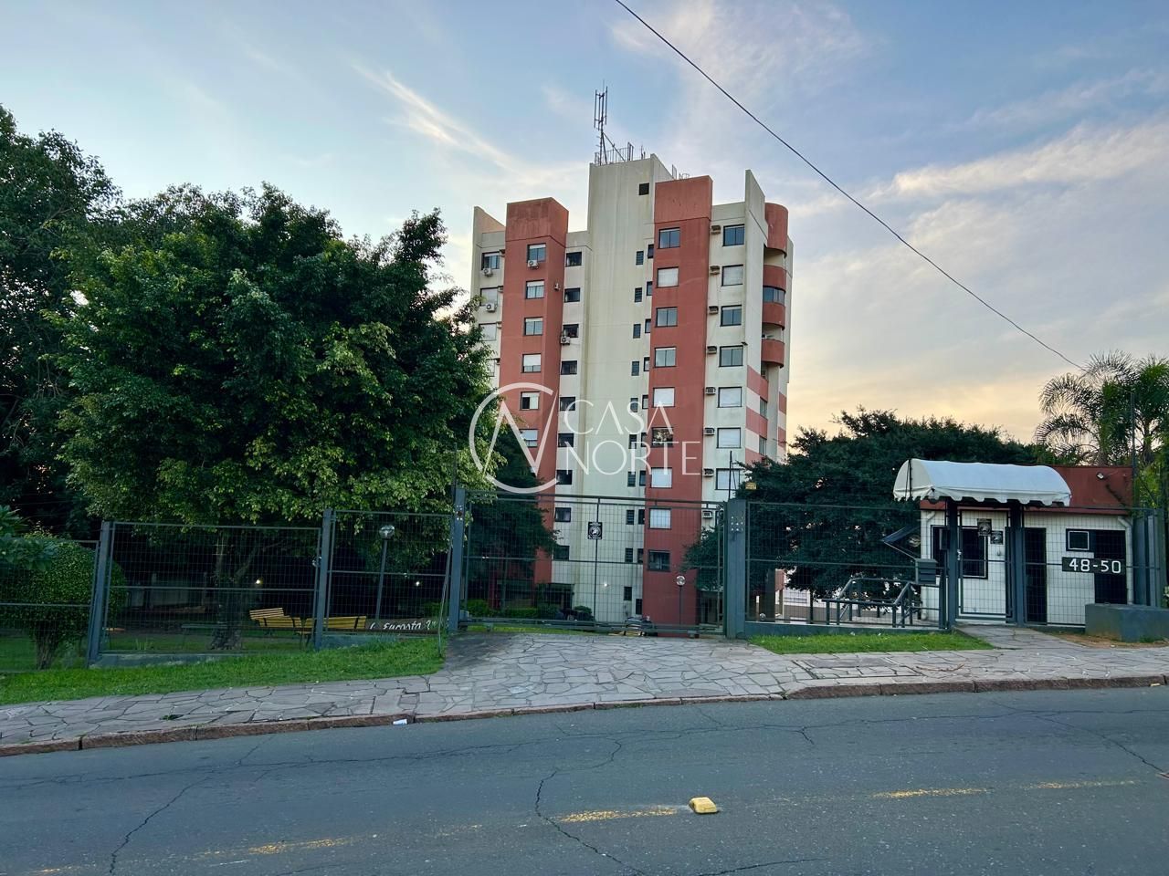 Apartamento à venda com 2 quartos, 55m², Rua General Jonathas Borges Fortes no bairro Glória em Porto Alegre