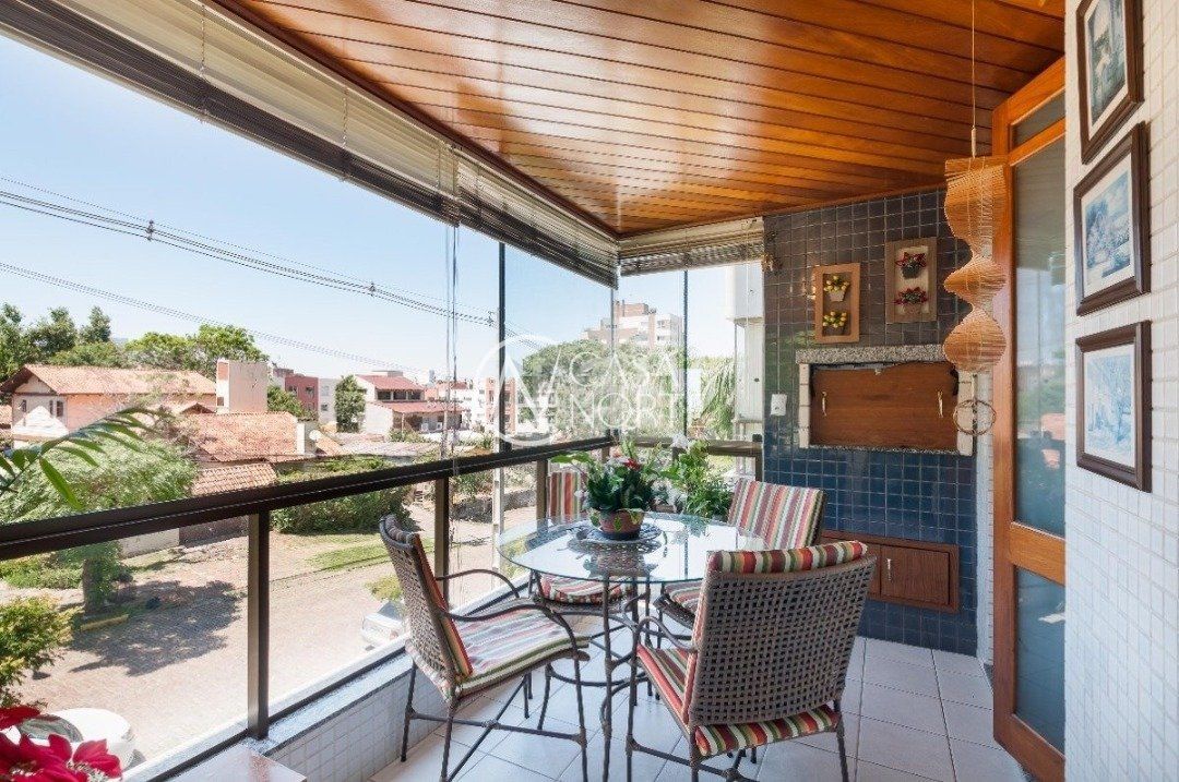 Apartamento à venda com 2 quartos, 78m², 1 suíte, 2 vagas, Rua Doutor Barcelos no bairro Tristeza em Porto Alegre