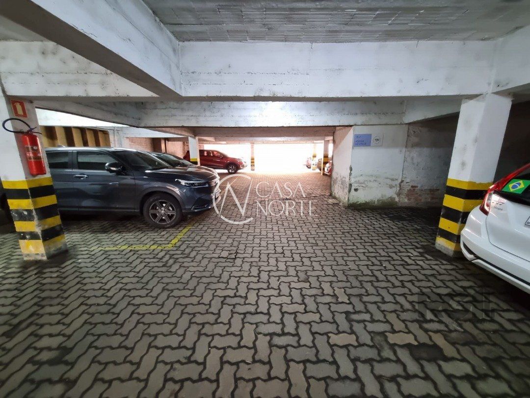 Loja à venda , 746m², 12 vagas, Rua Doutor Armando Barbedo no bairro Tristeza em Porto Alegre