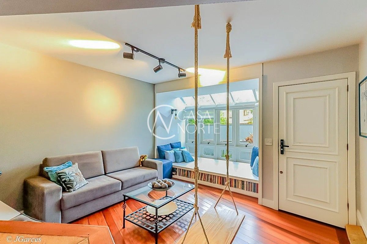 Casa de Condomínio à venda com 3 quartos, 286m², 1 suíte, 3 vagas, Avenida Arlindo Pasqualini no bairro Jardim Isabel em Porto Alegre