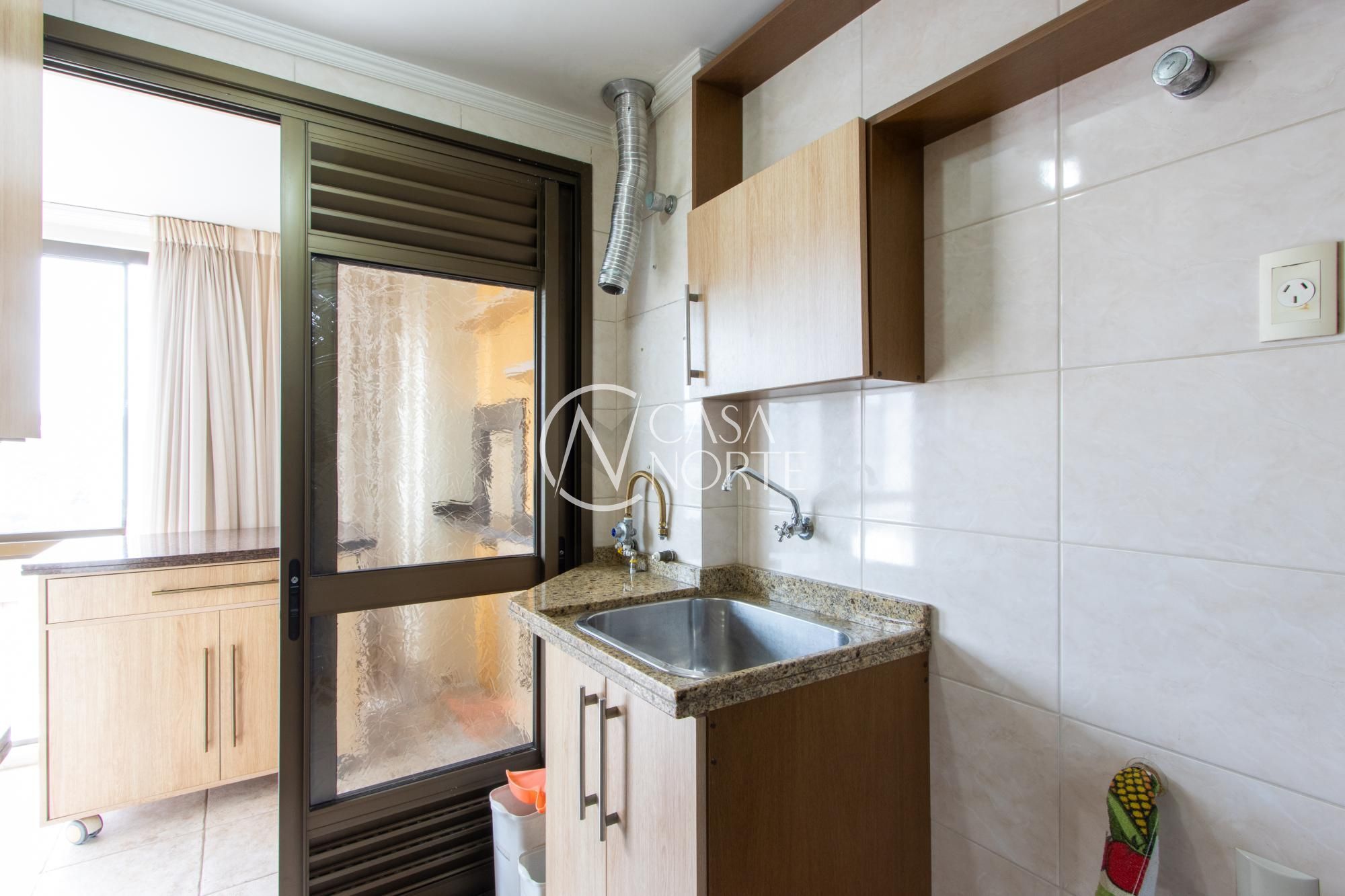 Apartamento à venda com 3 quartos, 93m², 1 suíte, 1 vaga, Rua Bispo William Thomas no bairro Teresópolis em Porto Alegre