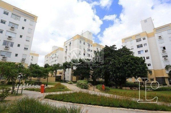 Apartamento à venda com 3 quartos, 61m², 1 suíte, 1 vaga, Rua Coronel Massot no bairro Cristal em Porto Alegre