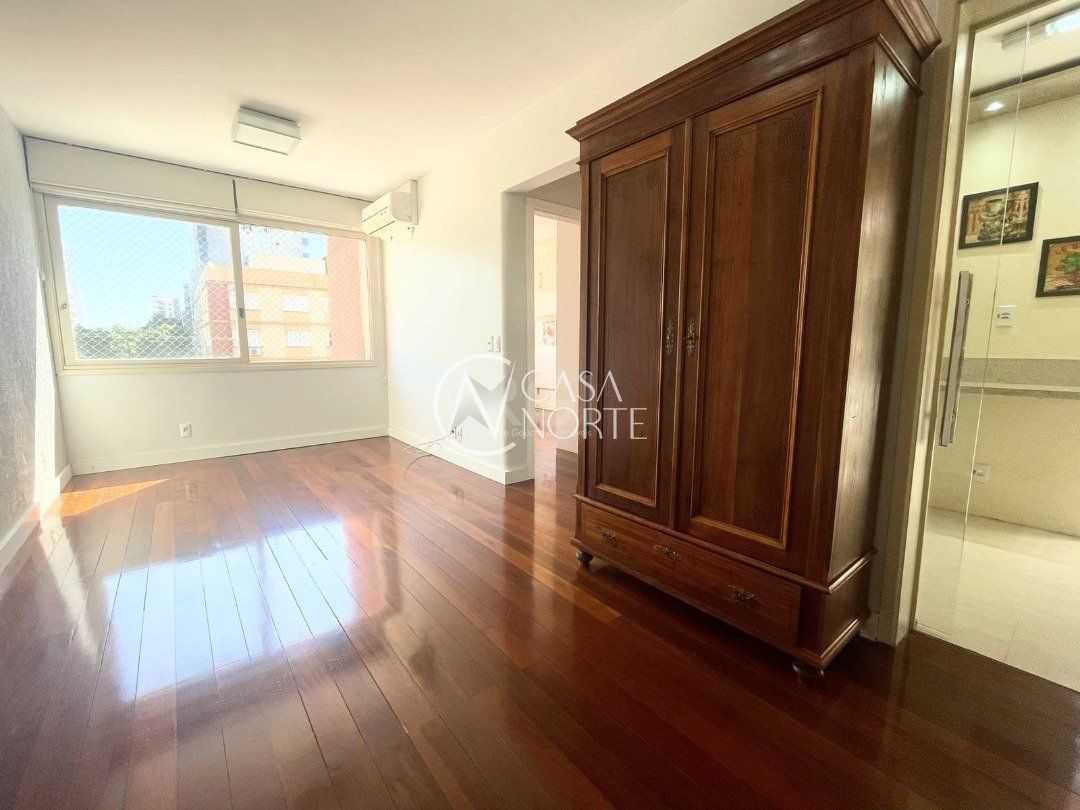 Apartamento à venda com 1 quarto, 45m², 1 vaga, Rua José de Alencar no bairro Menino Deus em Porto Alegre